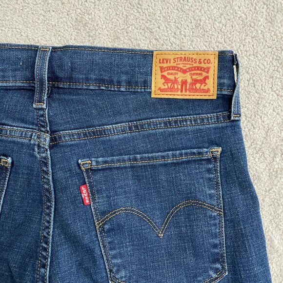 NWOT Levis 315 Women's Size 28 Shaping Bootcut Jeans Dark Wash Denim Stretch - Picture 10 of 12